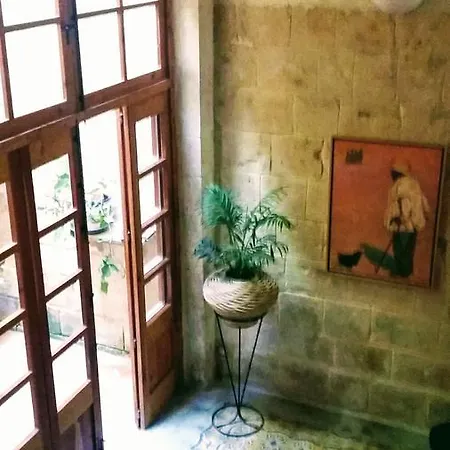 Bed & Breakfast Aboud Abode's Townhouse *